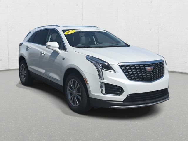 Certified 2023 Cadillac XT5 Premium Luxury AWD/4WD image 3