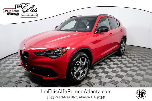 New 2025 Alfa Romeo Stelvio Sprint image 1