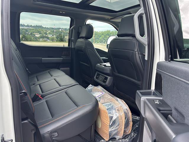 New 2026 Ford F350 Lariat w/ Chrome Package AWD/4WD image 18
