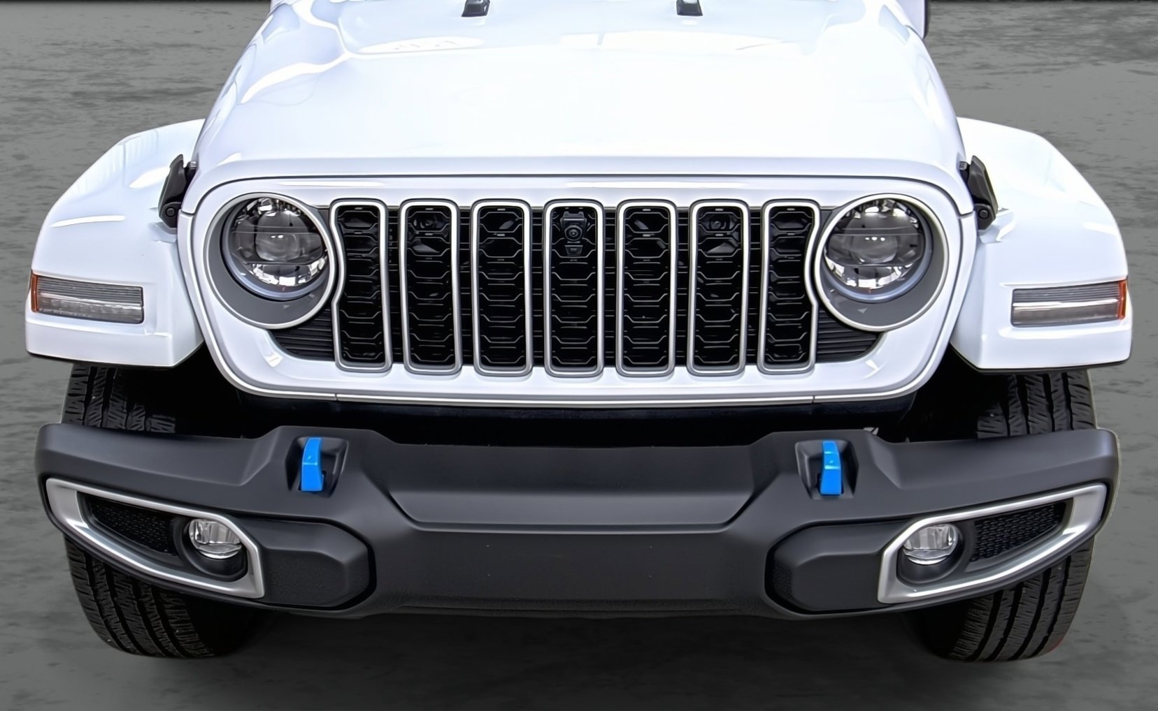 Used 2024 Jeep Wrangler Sahara w/ Technology Group image 16