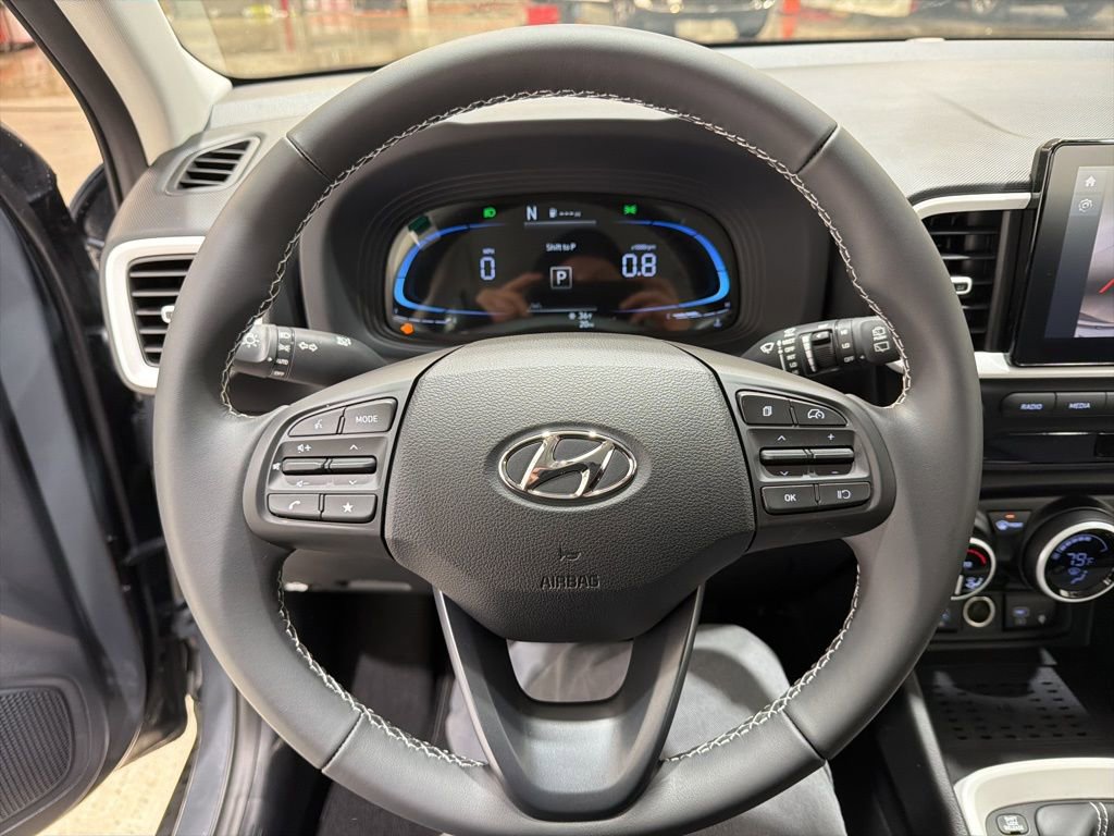New 2026 Hyundai Venue SEL FWD image 29