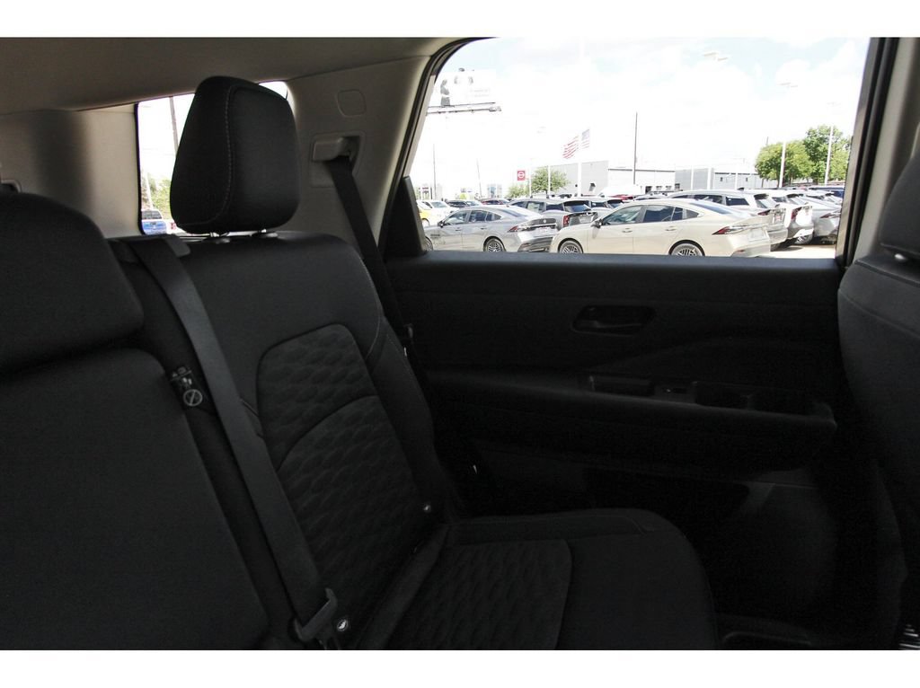 New 2026 Nissan Pathfinder SV FWD image 10