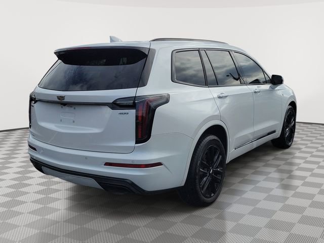 Used 2021 Cadillac XT6 Sport w/ LPO, ONYX Package image 6