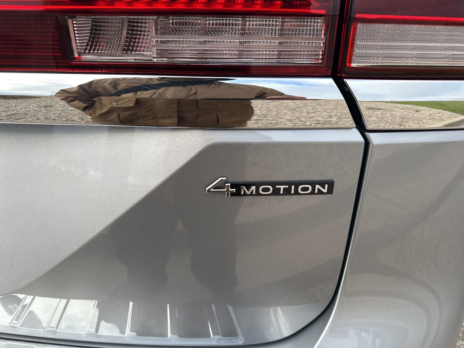 New 2026 Volkswagen Atlas SE image 6