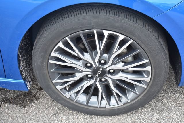 Certified 2023 Kia Forte GT-Line FWD image 12