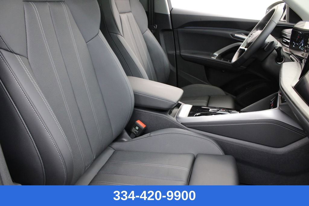 New 2025 Audi Q5 Prestige image 23