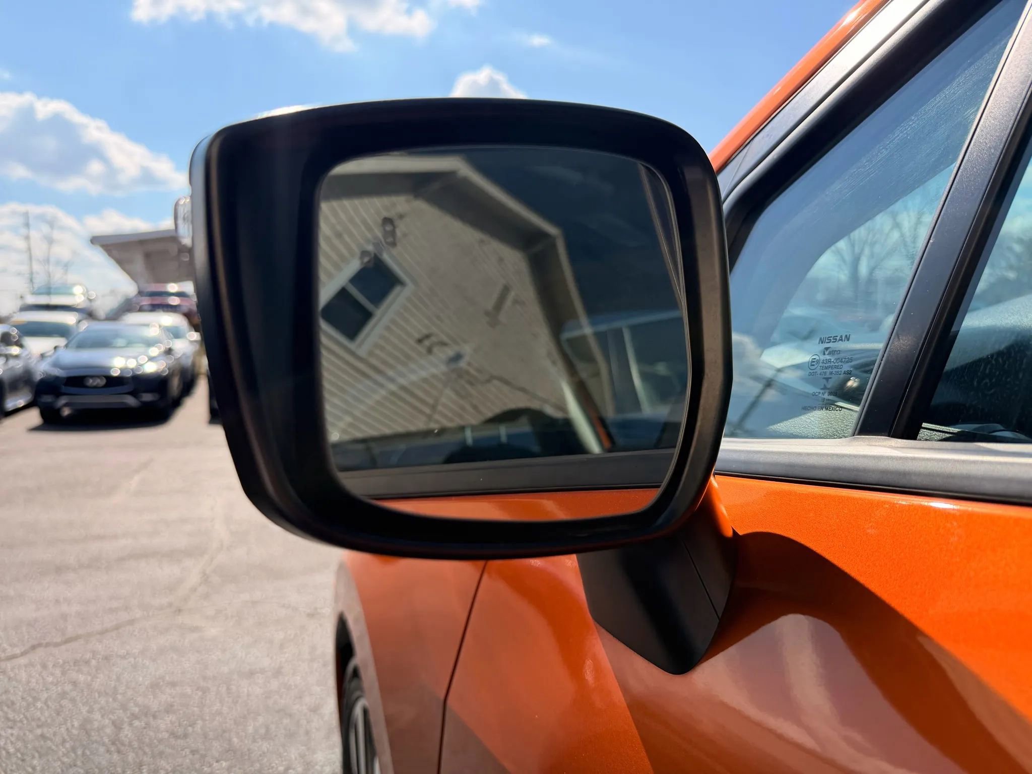 Used 2020 Nissan Versa SR w/ Lighting Package image 45