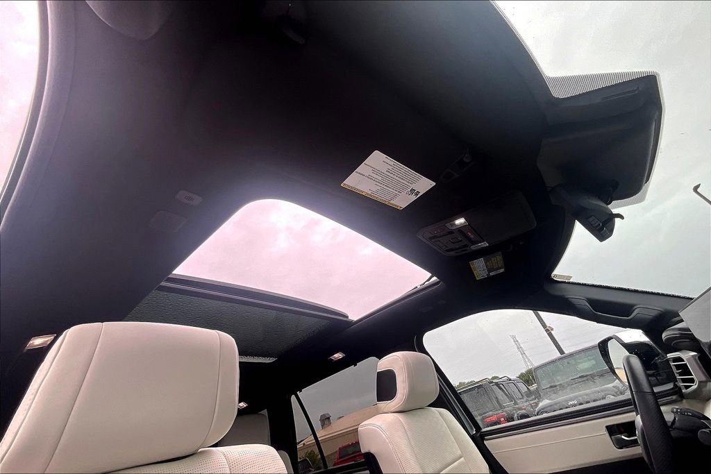 Used 2024 Toyota Sequoia Capstone image 25