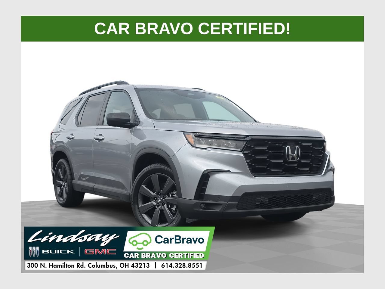 Used 2025 Honda Pilot Sport image 1