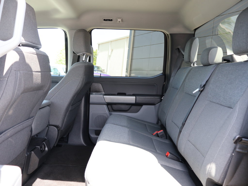 Used 2025 Ford F150 XLT AWD/4WD image 17