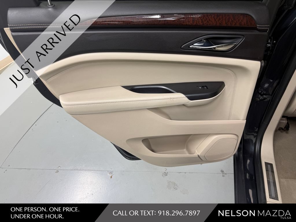 Used 2013 Cadillac SRX Premium AWD/4WD image 38