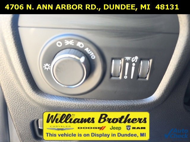 Certified 2024 Jeep Grand Cherokee Altitude image 12