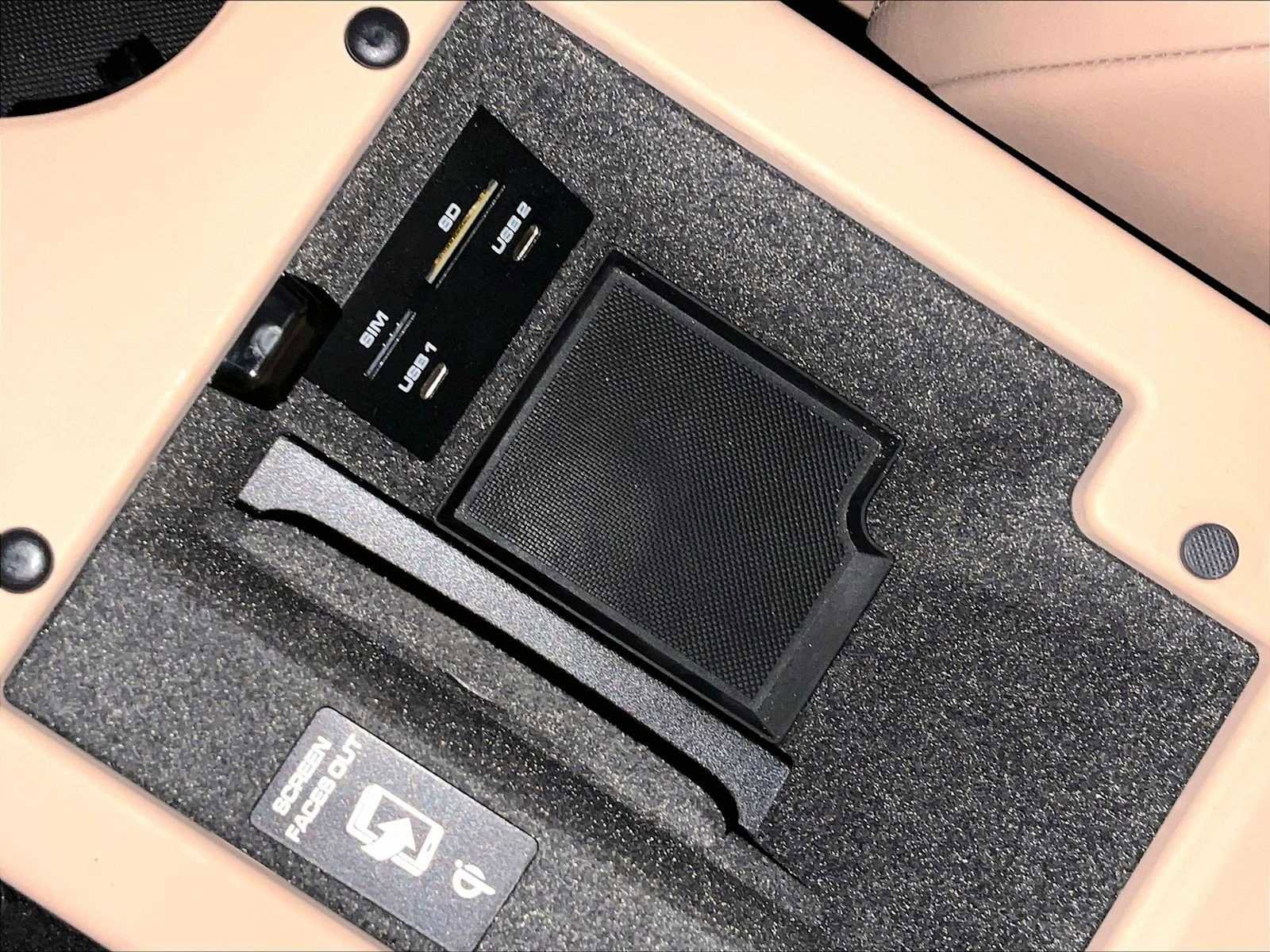 Used 2025 Porsche Macan image 29