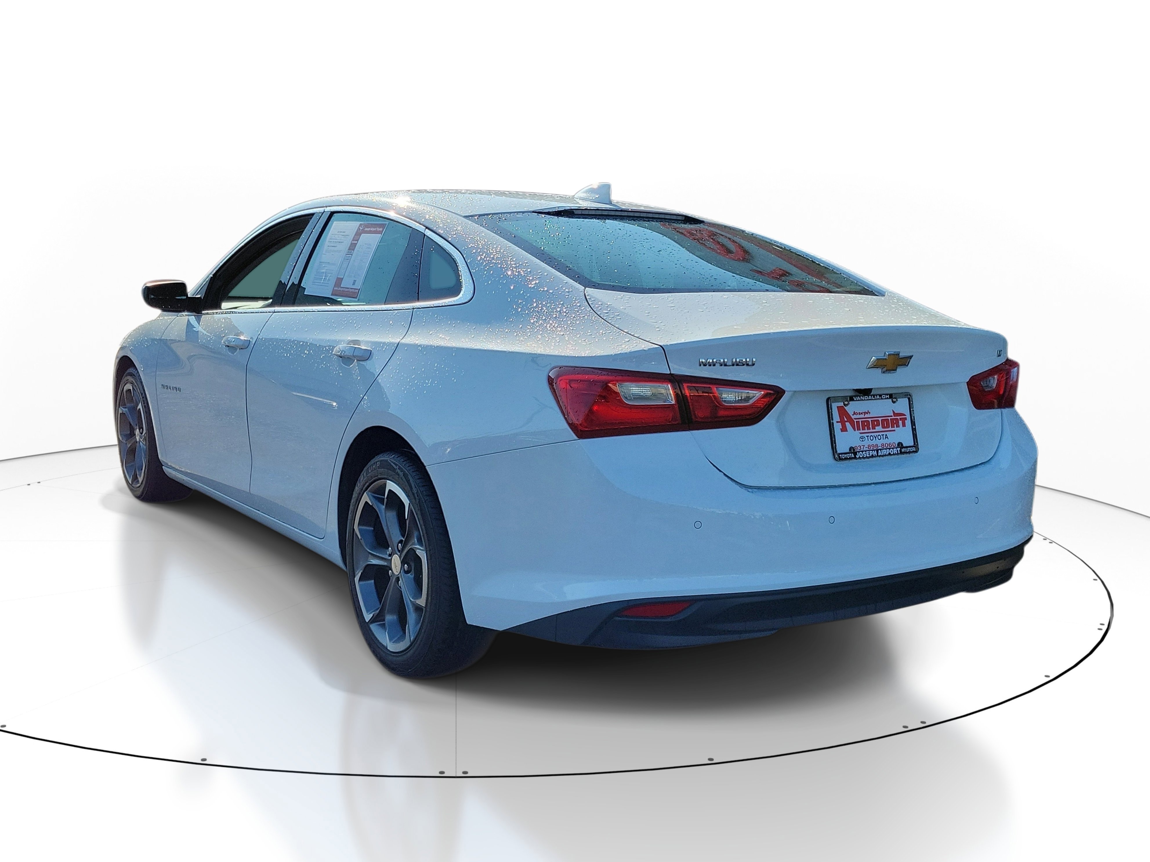 Used 2024 Chevrolet Malibu LT FWD image 3