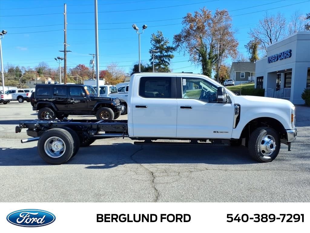 New 2026 Ford F350 XL w/ XL Chrome Package image 4