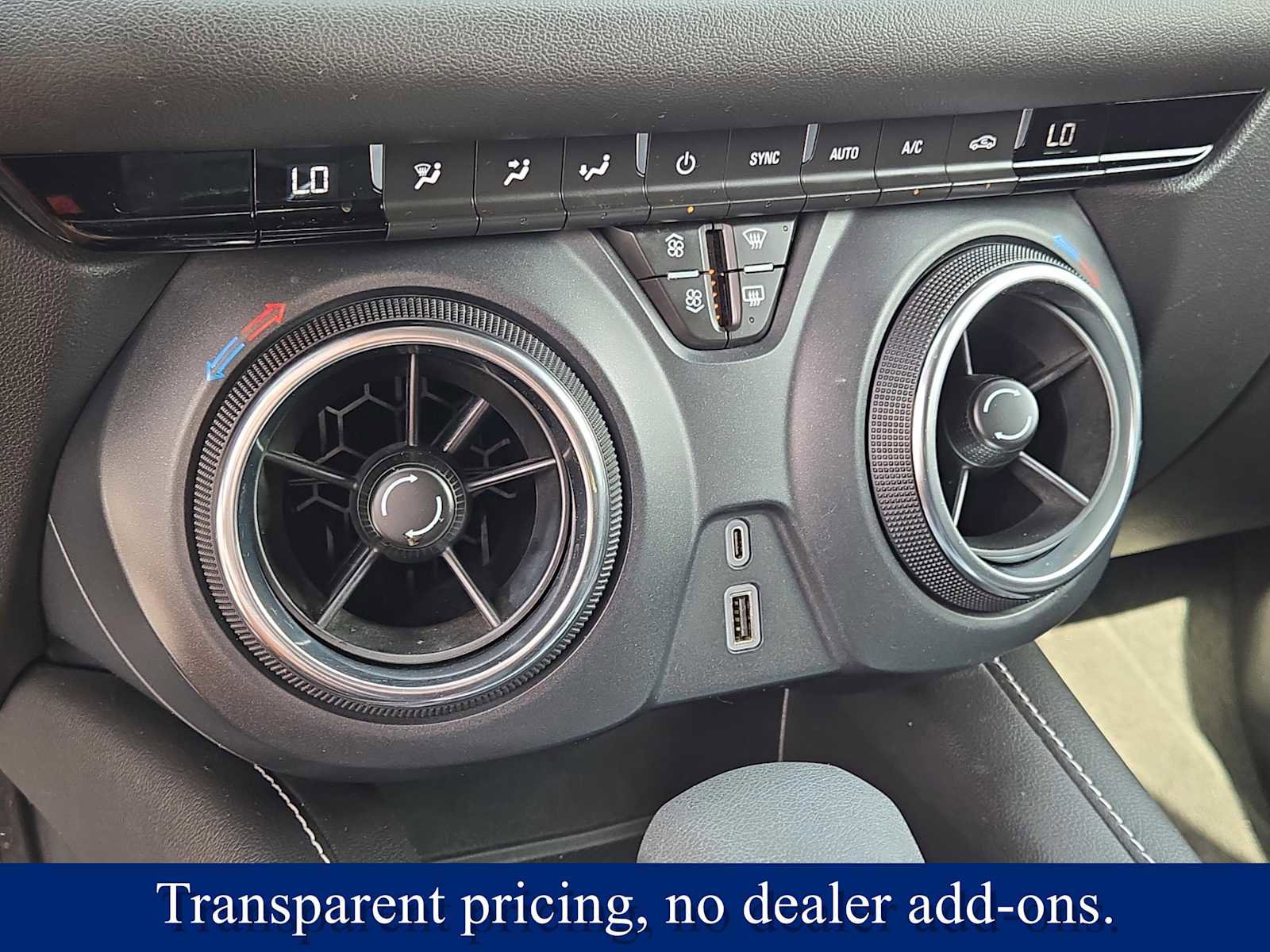 Used 2023 Chevrolet Blazer LT FWD image 28