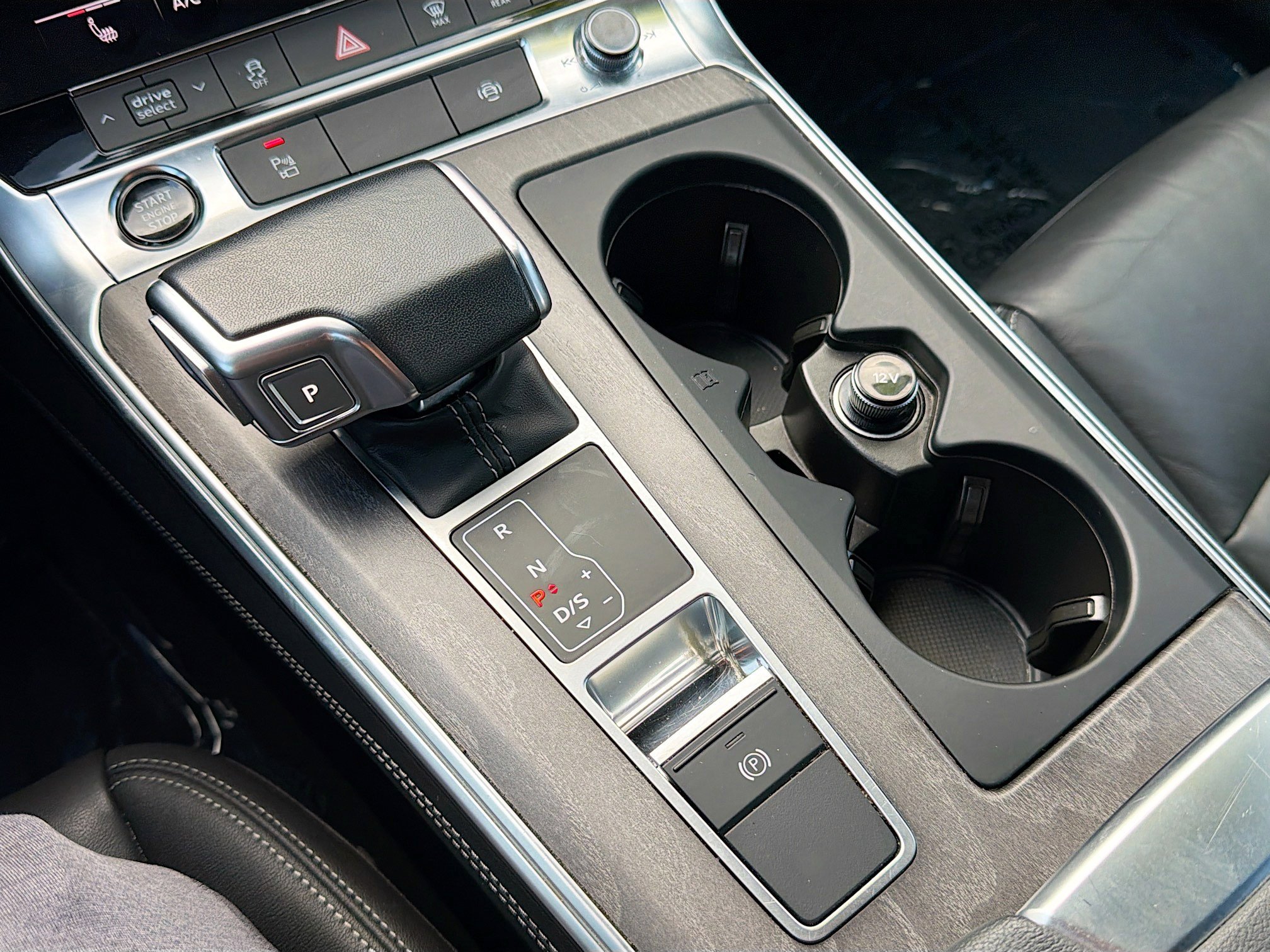 Used 2024 Audi A6 Premium Plus image 28