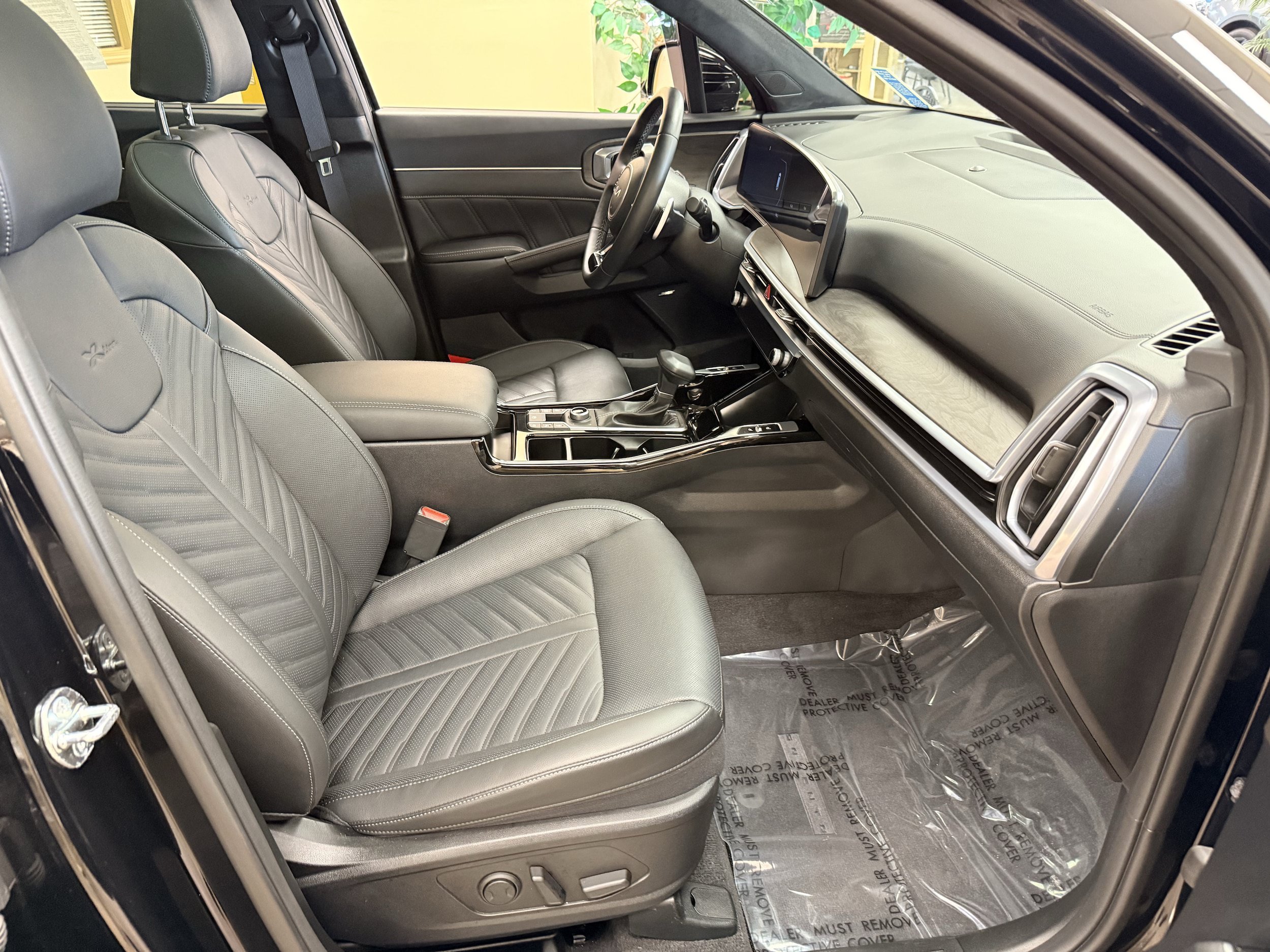 Used 2025 Kia Sorento SX Prestige AWD/4WD image 27