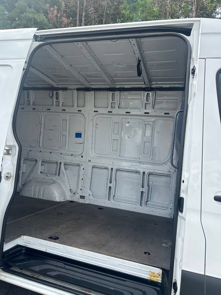 Used 2023 Mercedes-Benz Sprinter 2500 w/ Acoustic Package image 22