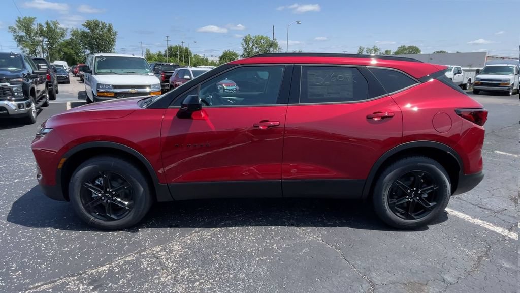 New 2026 Chevrolet Blazer LT w/ Convenience Package FWD image 7