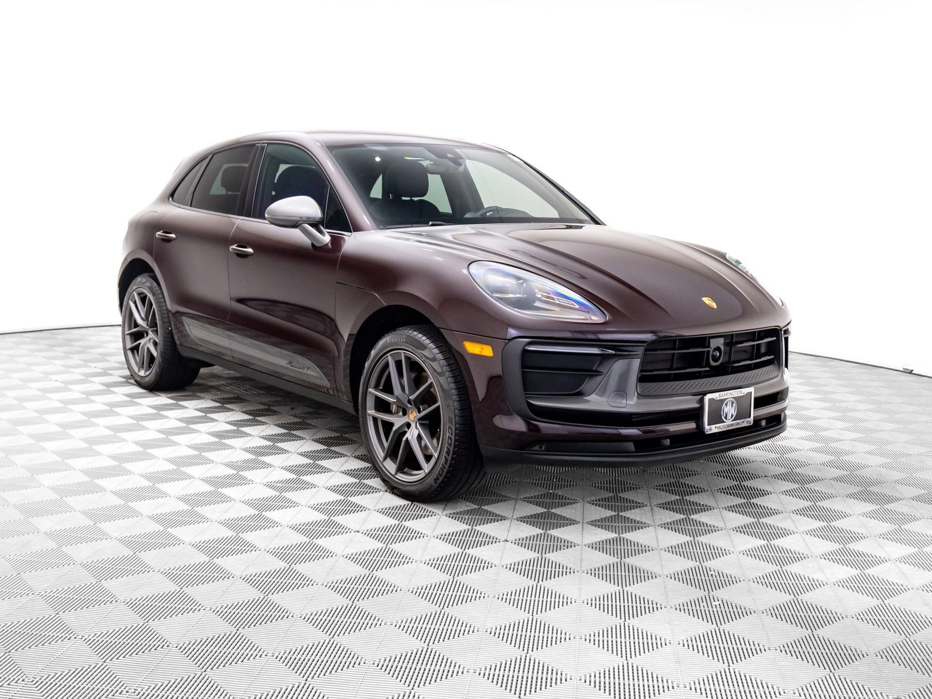 Certified 2024 Porsche Macan Turbo image 6