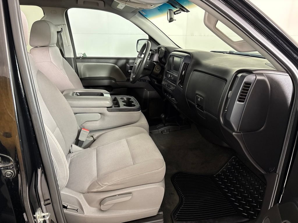 Certified 2018 Chevrolet Silverado 1500 Custom w/ Custom Value Package AWD/4WD image 19