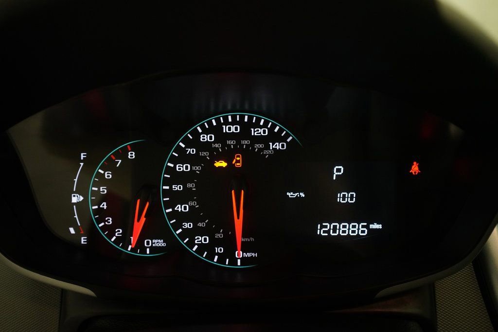 Used 2017 Chevrolet Sonic LT image 2