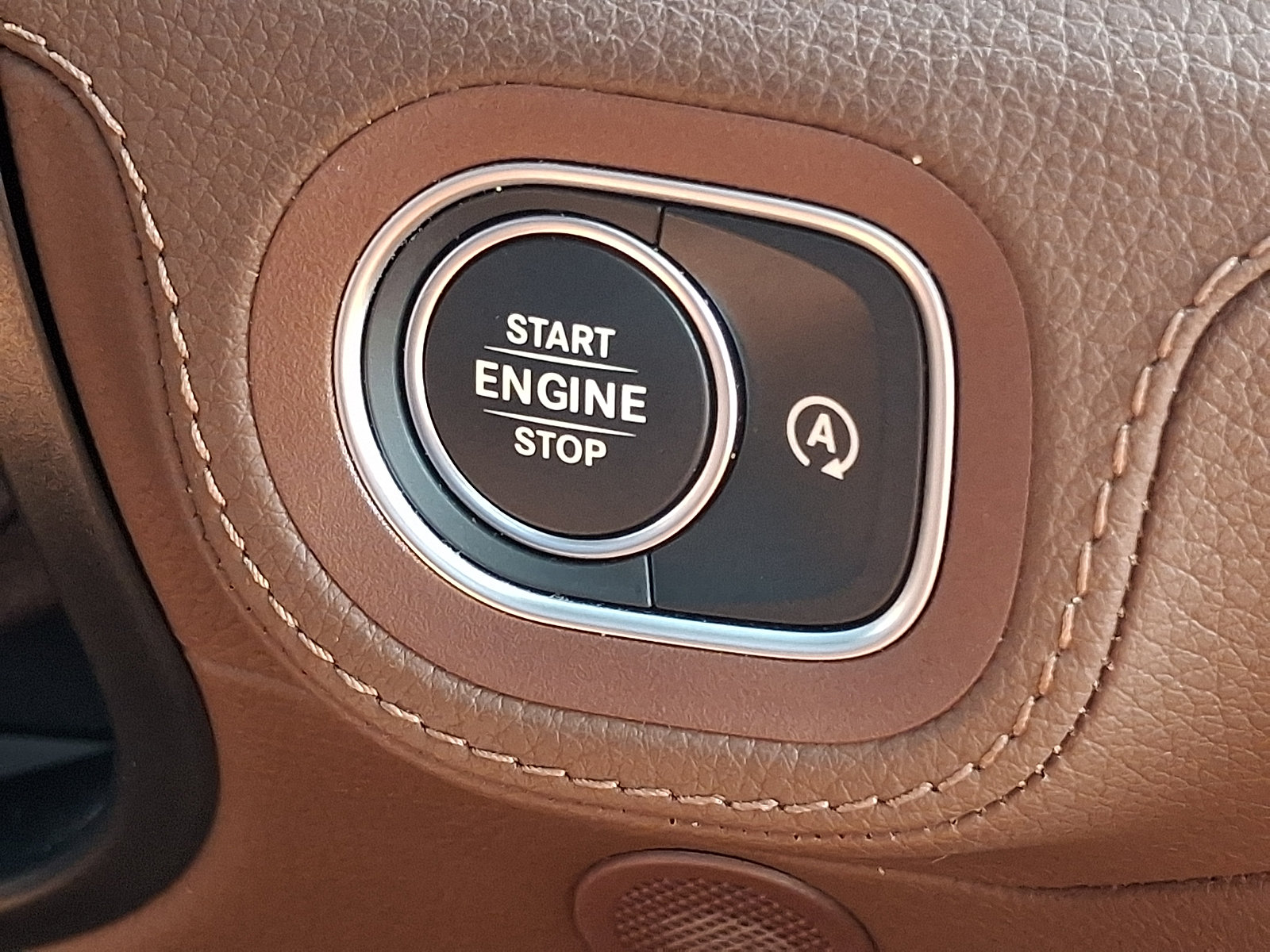 Used 2025 Mercedes-Benz GLE 580 4MATIC image 24