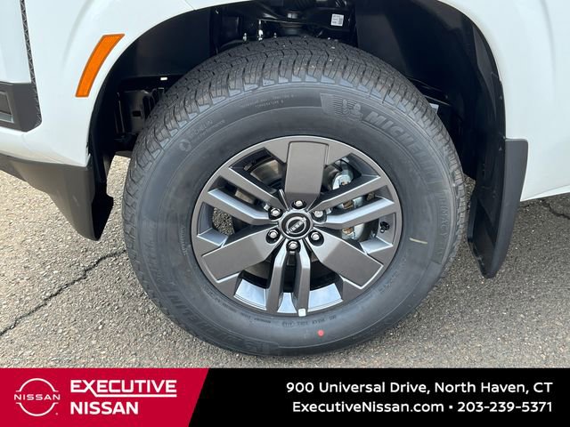 Used 2025 Nissan Frontier SV image 8