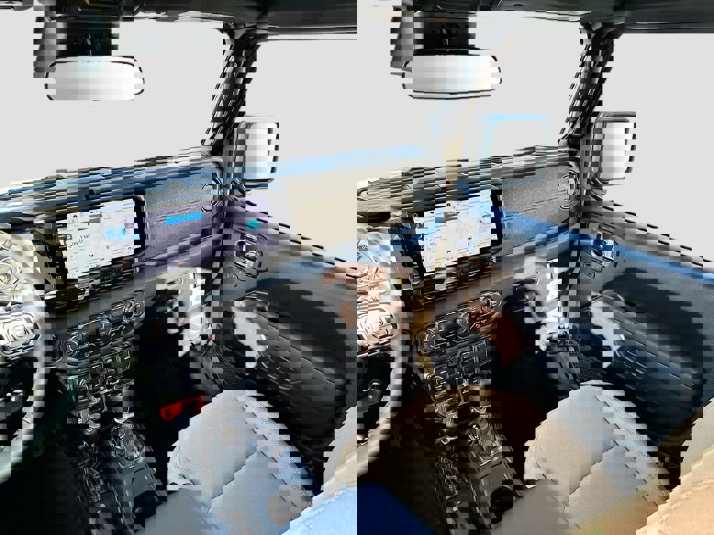 New 2026 Jeep Gladiator Sport image 25