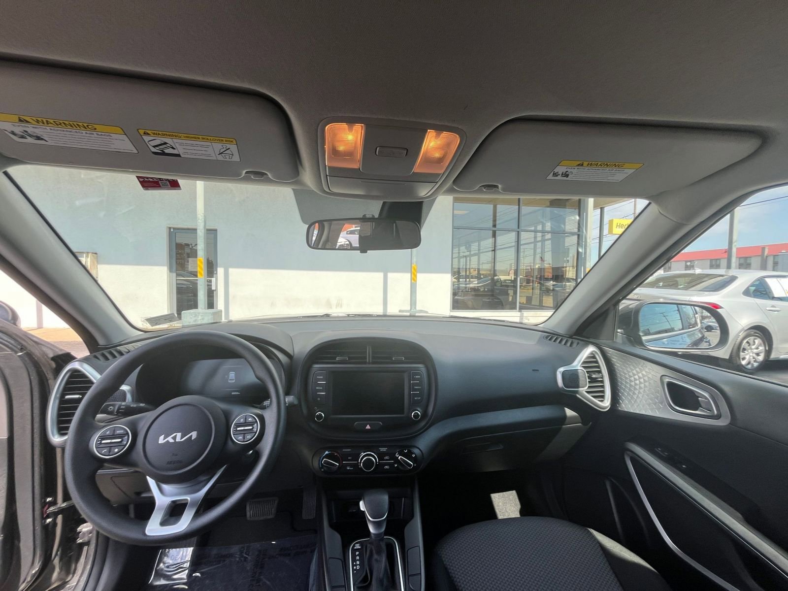 Used 2025 Kia Soul LX w/ LX Technology Package image 31