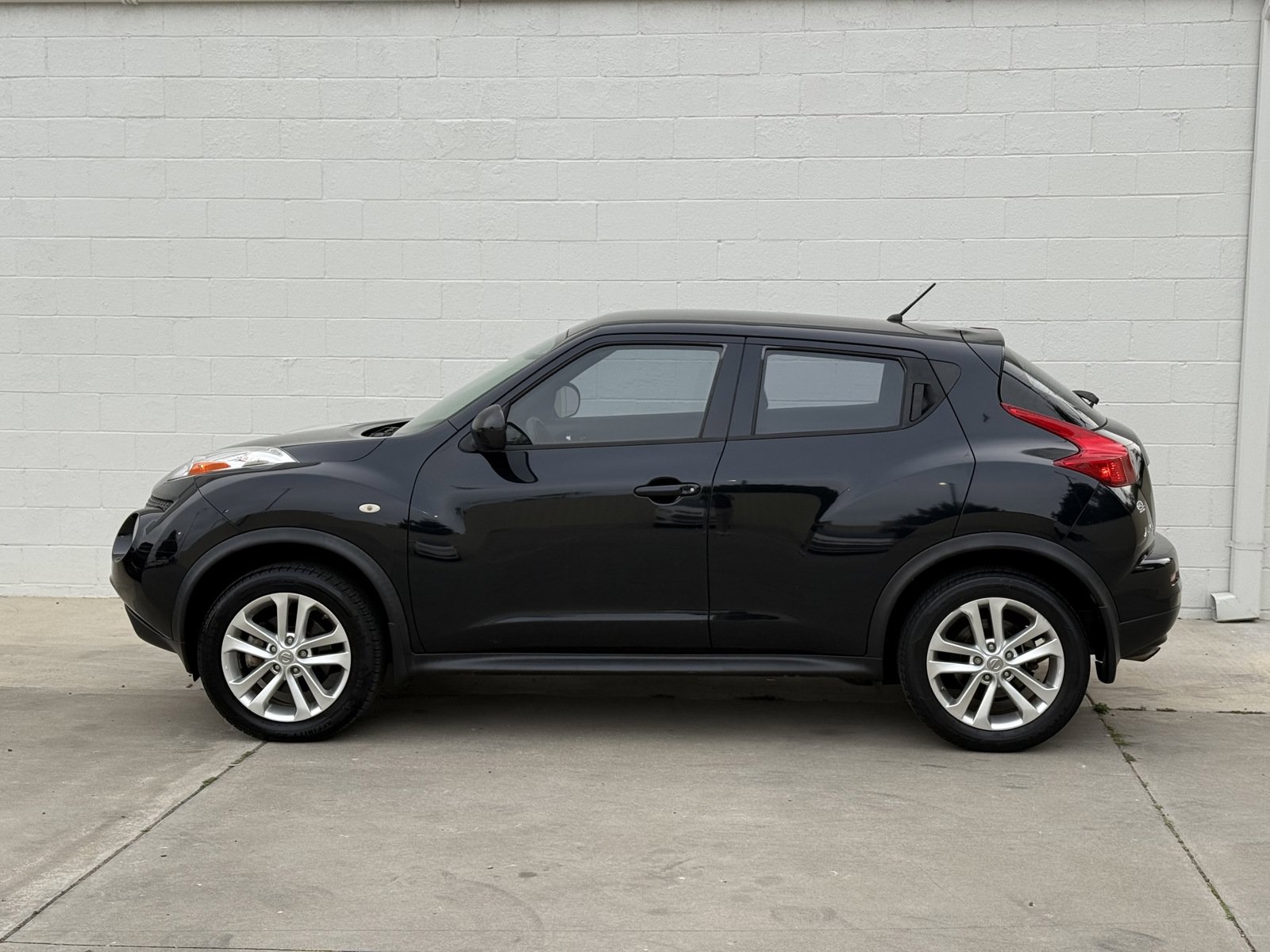 Used 2014 Nissan Juke S AWD/4WD image 8