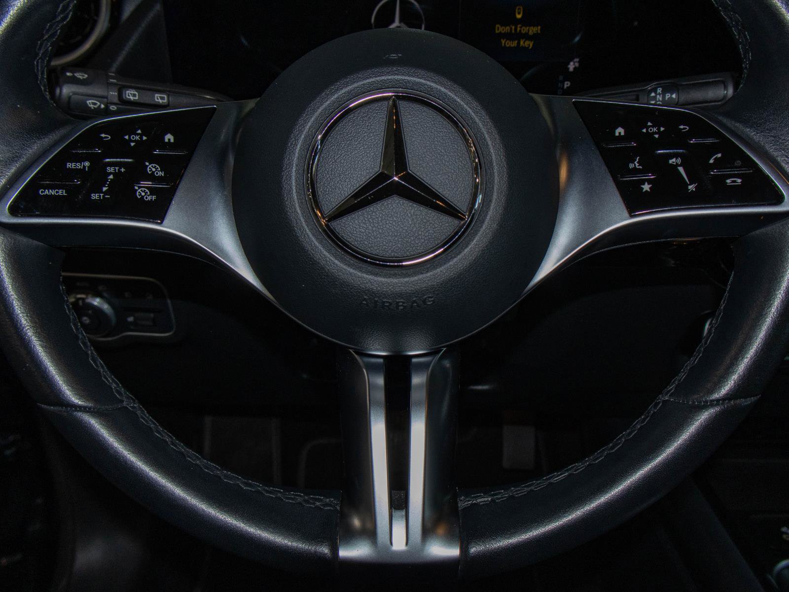 Used 2025 Mercedes-Benz GLA 250 image 11