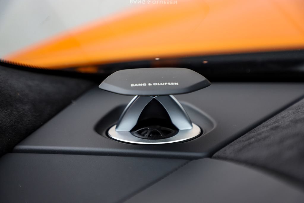 Used 2024 Lamborghini Urus S AWD/4WD image 35