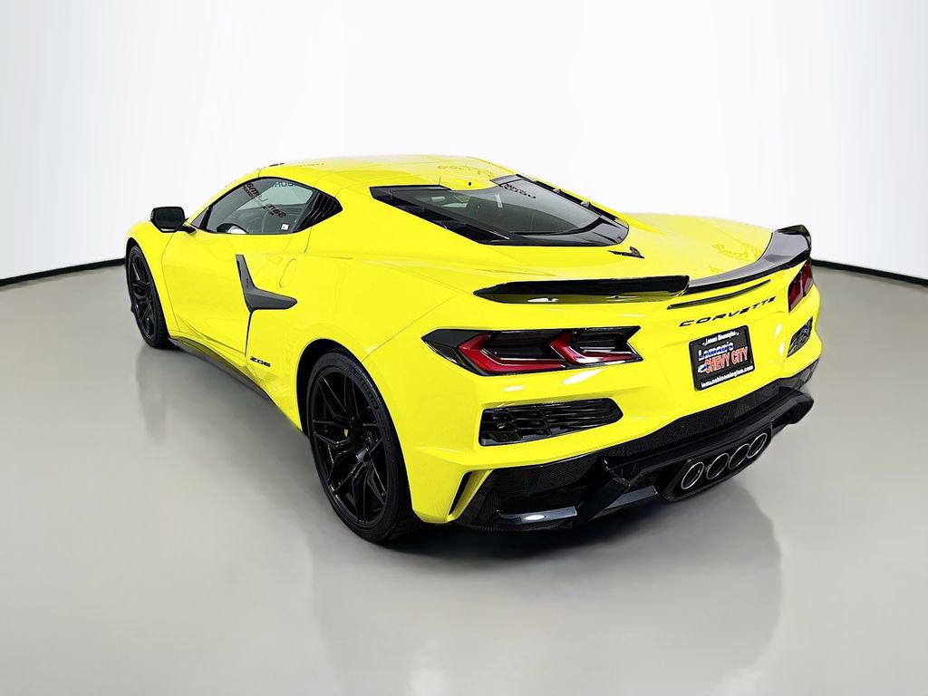 Used 2023 Chevrolet Corvette Z06 w/ Engine Appearance Package image 7