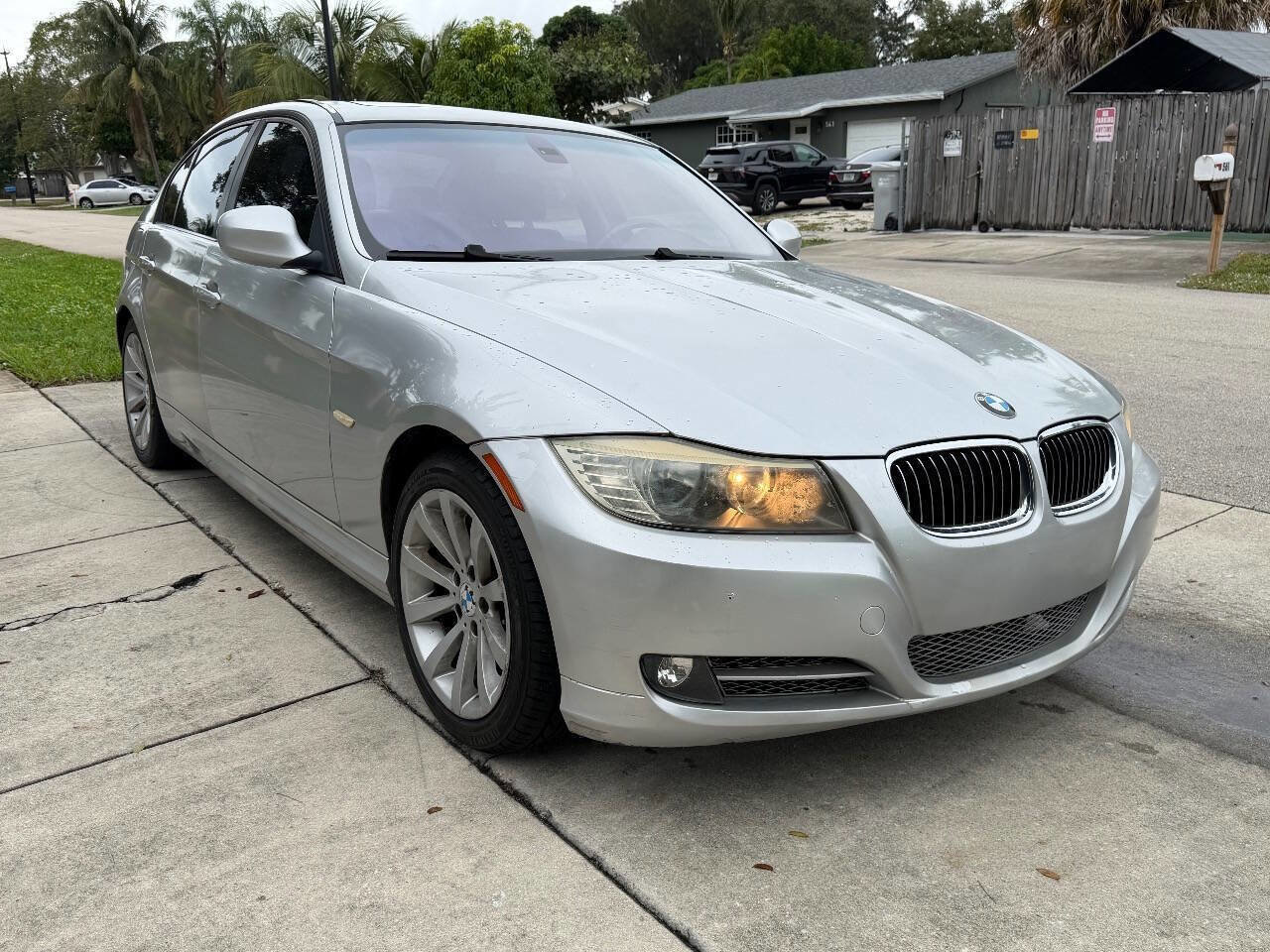 Used 2009 BMW 328i 328i 4dr Sedan image 5