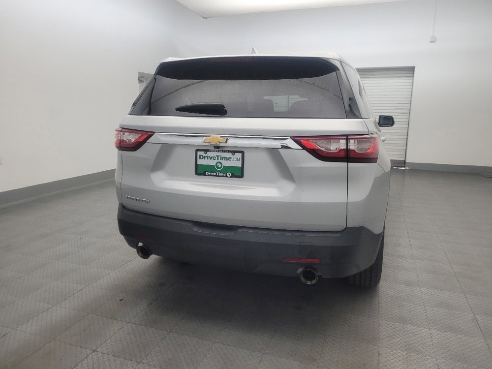 Used 2021 Chevrolet Traverse LS FWD image 7