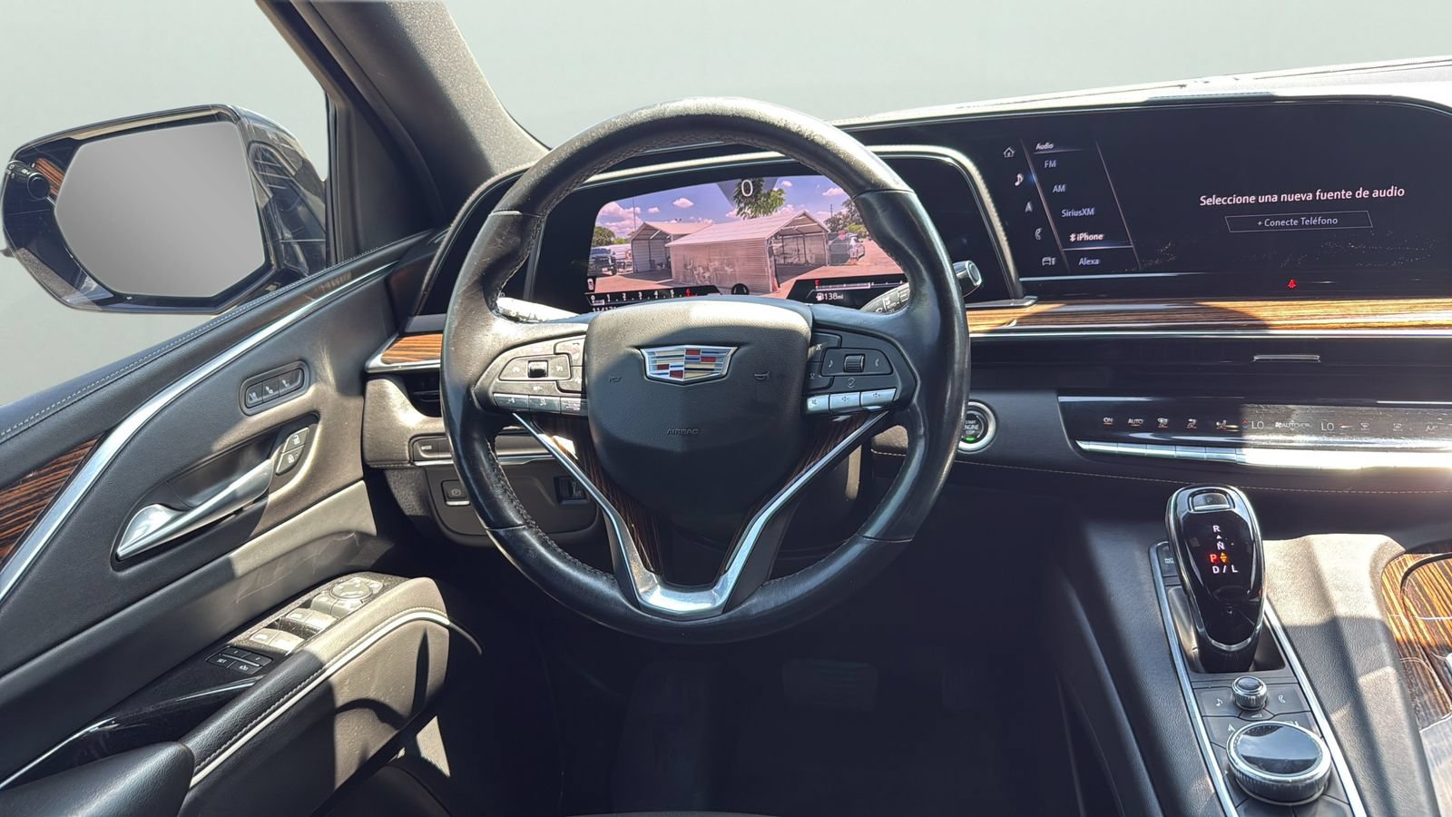 Used 2021 Cadillac Escalade Premium Luxury RWD image 12