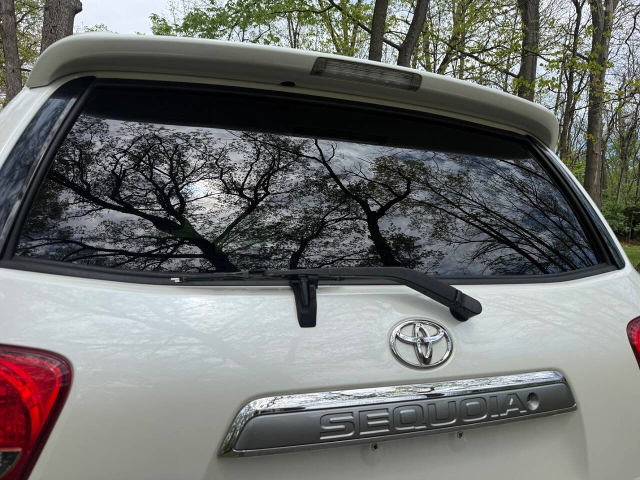 Used 2012 Toyota Sequoia Platinum AWD/4WD image 31
