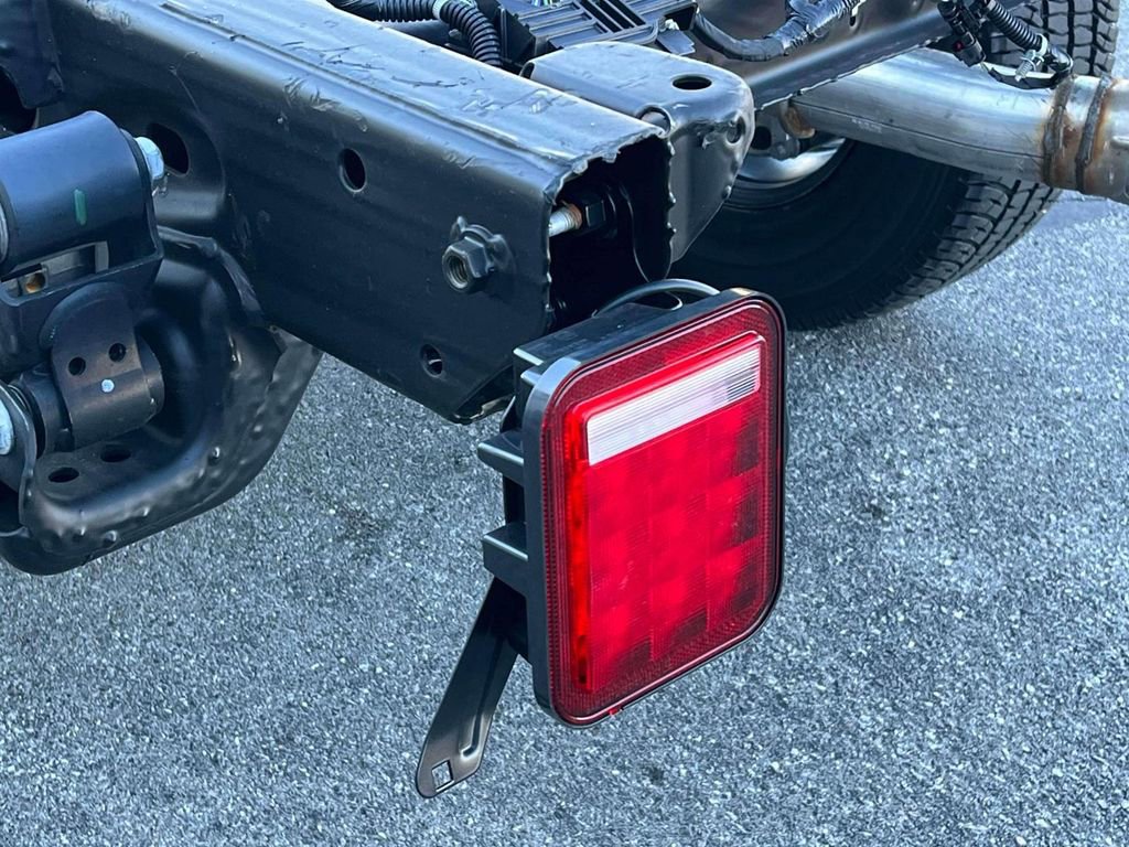 New 2026 GMC Sierra 3500 Pro w/ Convenience Package image 11