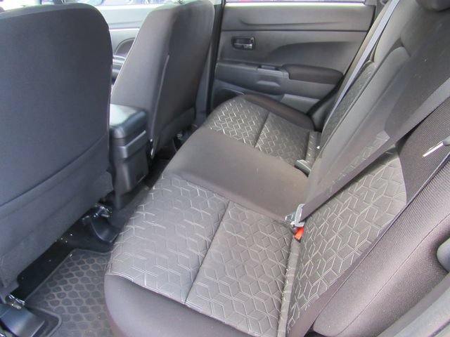 Used 2024 Mitsubishi Outlander Sport ES AWD/4WD image 14