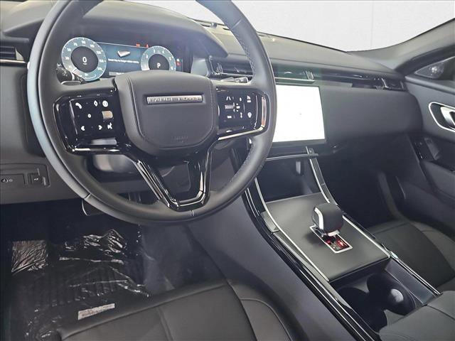 New 2026 Land Rover Range Rover Velar Dynamic SE image 17