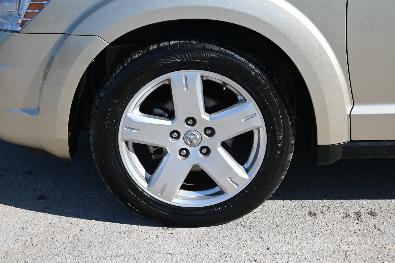 Used 2010 Dodge Journey SXT w/ Flexible Seating Group FWD image 7