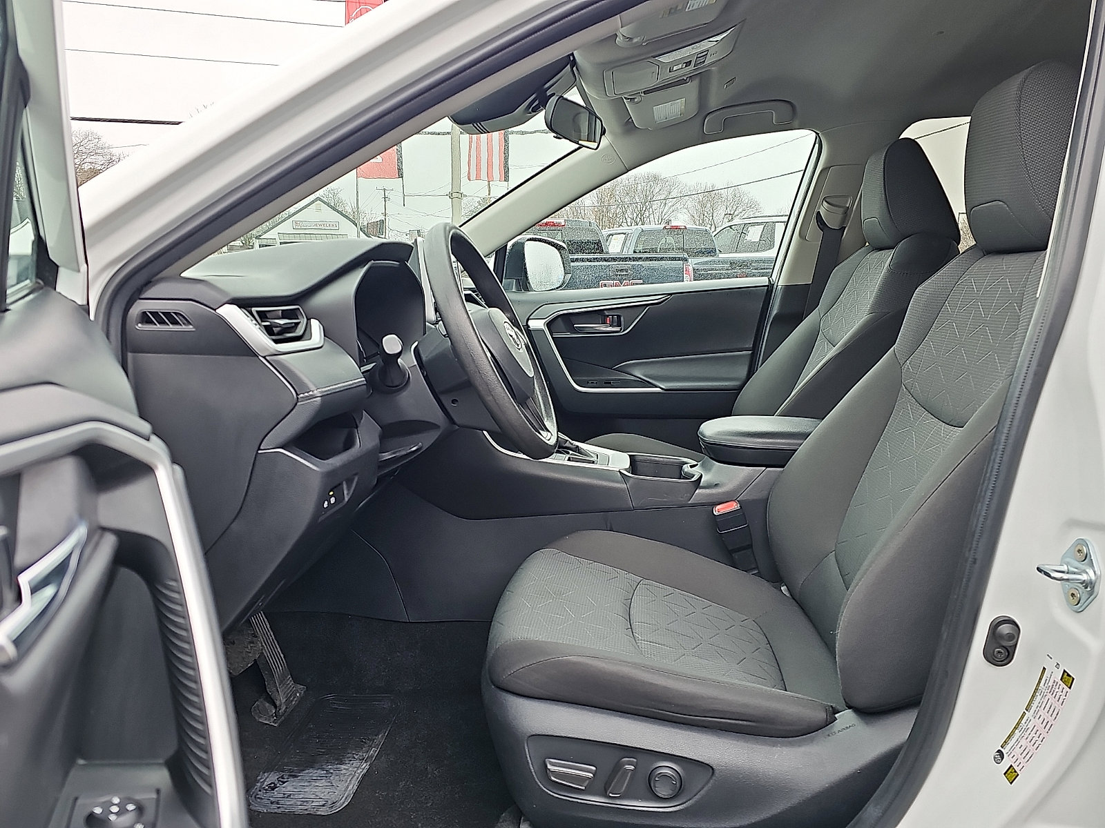 Used 2024 Toyota RAV4 XLE image 14