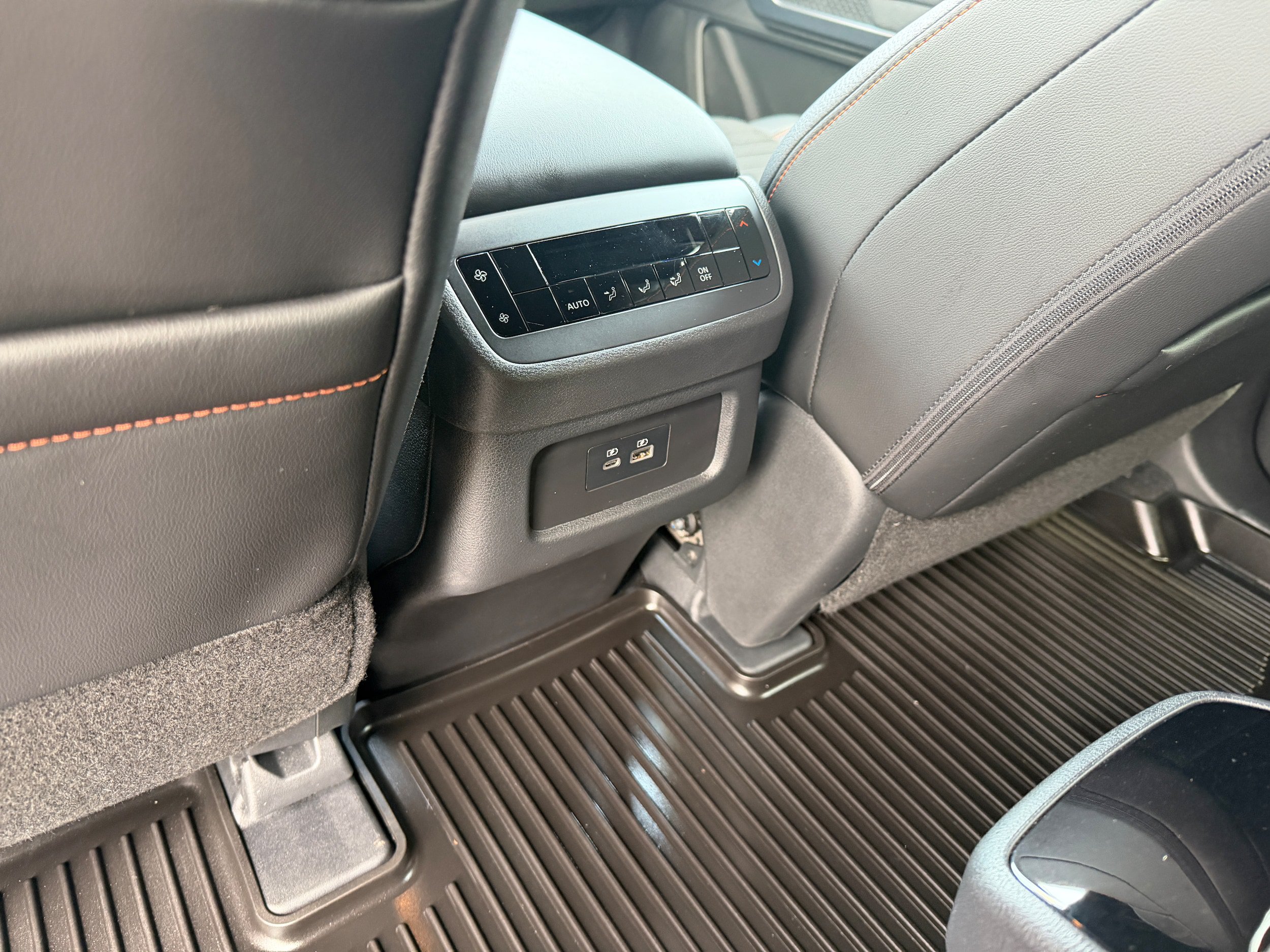 Used 2025 Nissan Pathfinder Rock Creek AWD/4WD image 21