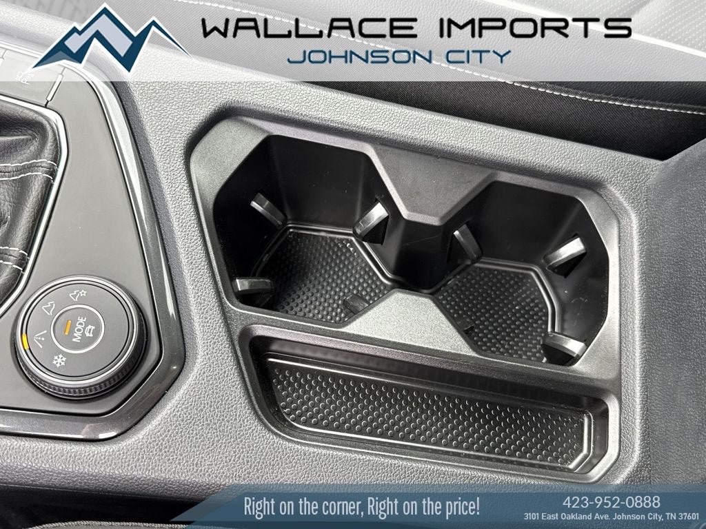 Used 2024 Volkswagen Tiguan SEL R-Line AWD/4WD image 19