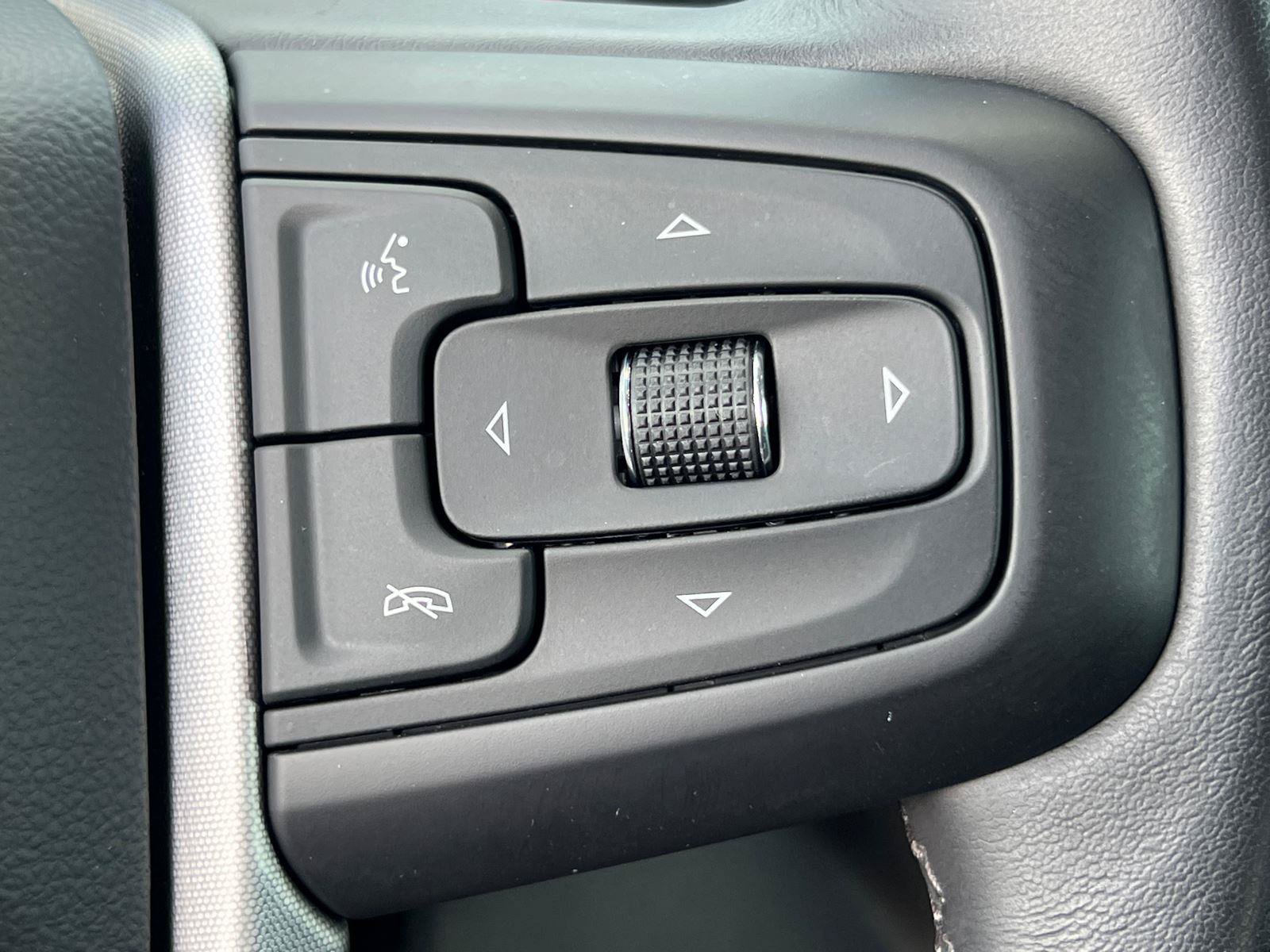 Used 2022 GMC Sierra 1500 SLE RWD image 25