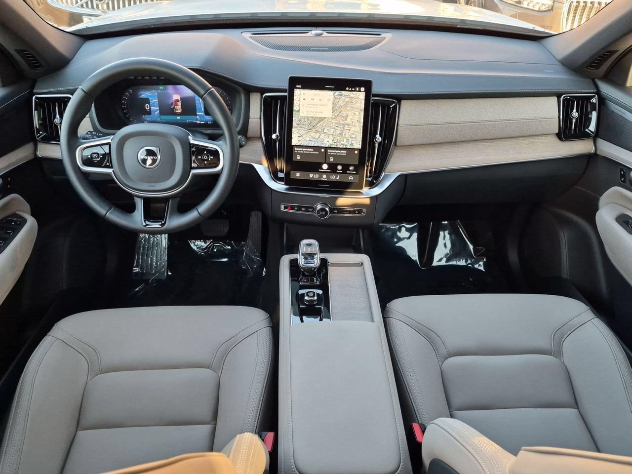 Certified 2026 Volvo XC90 B6 Plus AWD/4WD image 23