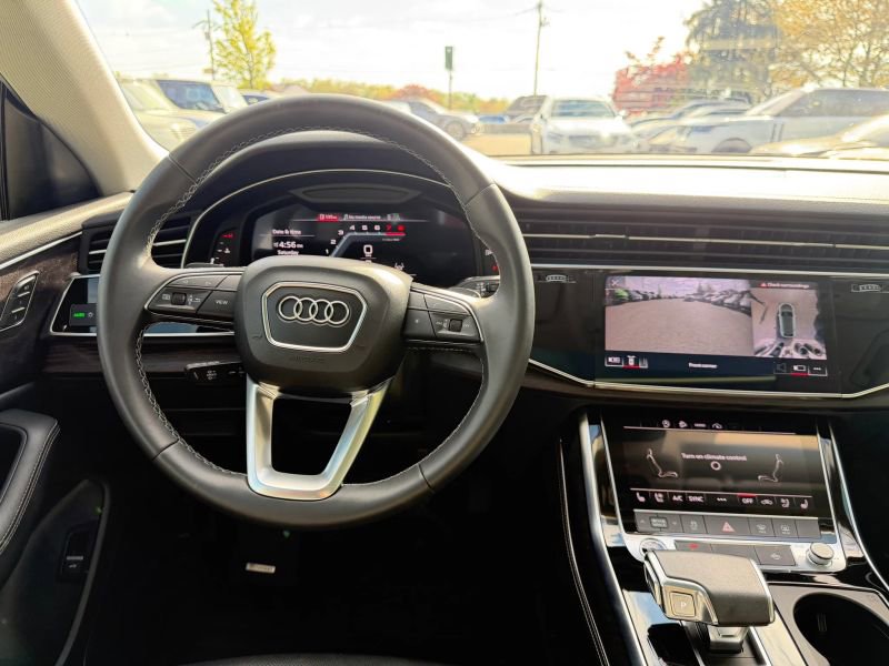 Used 2023 Audi Q8 Premium Plus AWD/4WD image 21