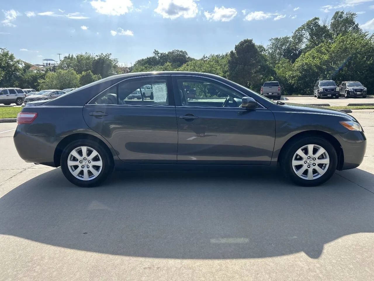 Used 2009 Toyota Camry XLE FWD image 5